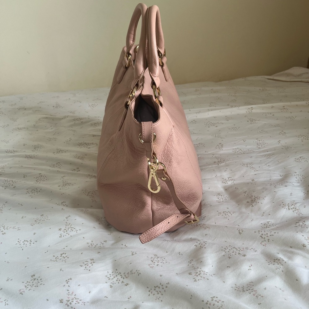 G.I.L.I. Classic Pink 100% Genuine Leather Tote Bag - Picture 4 of 13